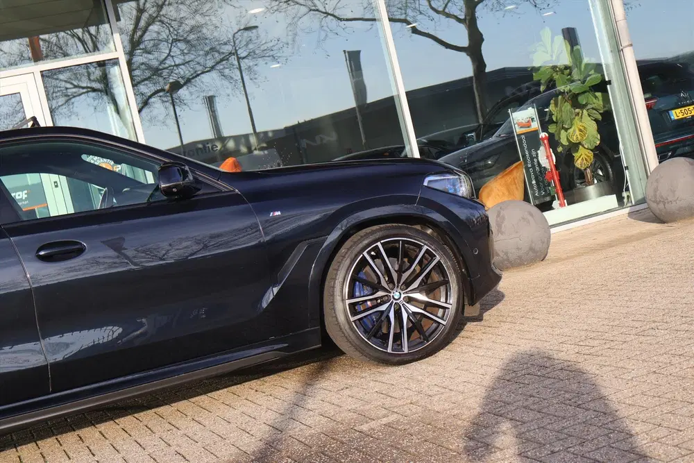 BMW X6 xDrive40i M-SPORT 340pk I Pano I Laser LED uit 2020, foto 12