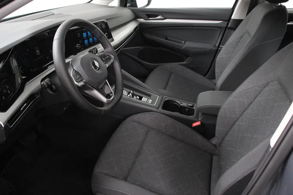 Volkswagen Golf 1.0 TSI 110pk Automaat Life Navigatie Climat uit 2021, foto 8