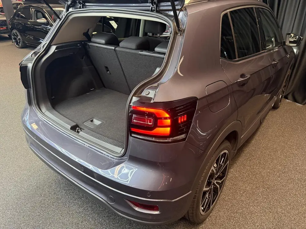 Volkswagen T-Cross 1.0 TSI R-Line |Camera|Lane assist|Front uit 2021, foto 15