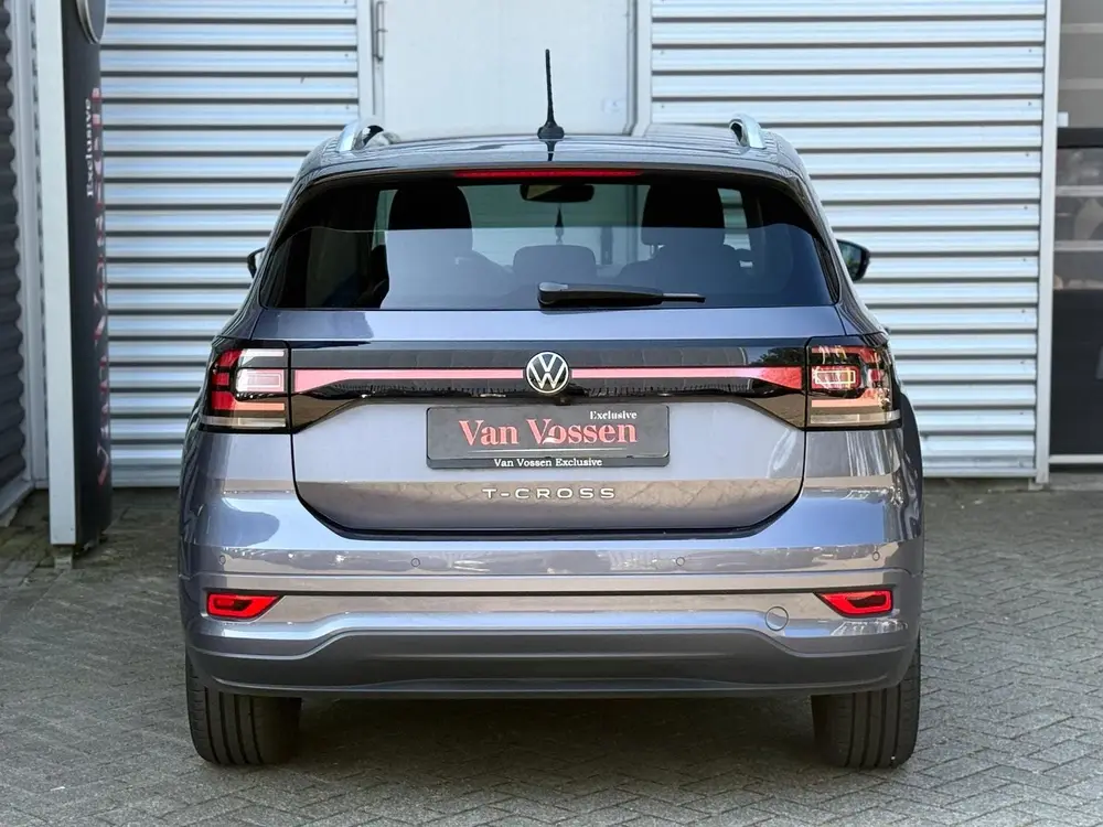 Volkswagen T-Cross 1.0 TSI R-Line |Camera|Lane assist|Front uit 2021, foto 8