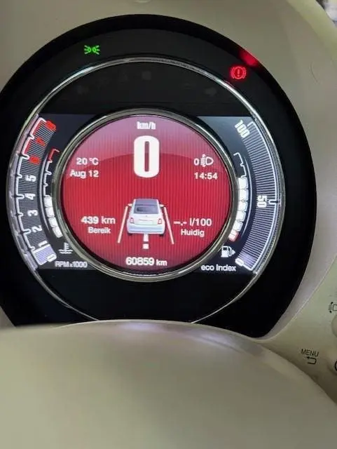 Fiat 500C 1.2 Young CABRIO MET ZWART CABRIO DAK BLAC uit 2019, foto 10