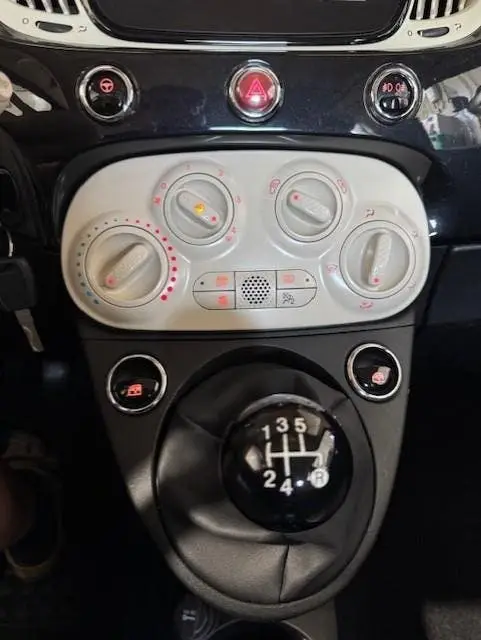 Fiat 500C 1.2 Young CABRIO MET ZWART CABRIO DAK BLAC uit 2019, foto 12