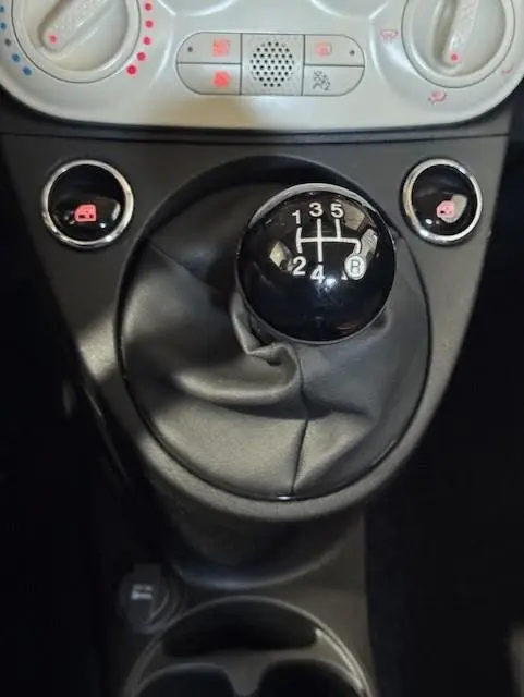 Fiat 500C 1.2 Young CABRIO MET ZWART CABRIO DAK BLAC uit 2019, foto 19