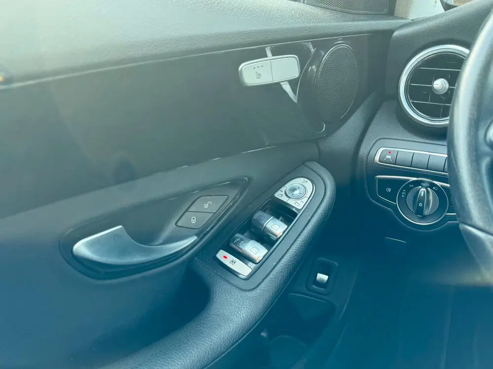 Mercedes-Benz C-Klasse 300 de Advantage Pack uit 2019, foto 18