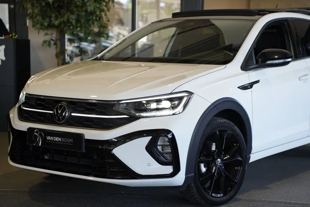 Volkswagen Taigo 1.0 TSI 2x R-Line DSG Pano IQ Matrix Led Ca uit 2022, foto 10