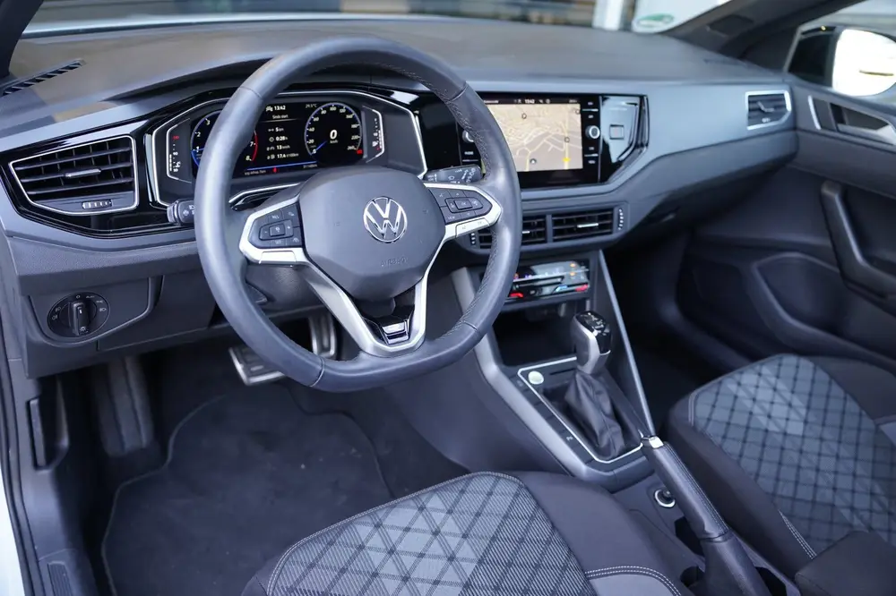 Volkswagen Taigo 1.0 TSI 2x R-Line DSG Pano IQ Matrix Led Ca uit 2022, foto 3