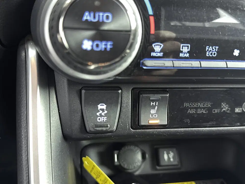 Toyota RAV 4 2.5 Hybrid Dynamic Limited uit 2019, foto 19