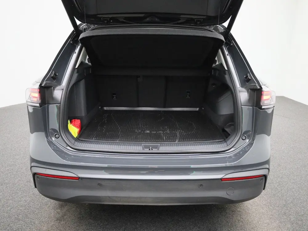 Volkswagen Tiguan 1.5 eHybrid Life Edition 204 PK | Panorama uit 2026, foto 13