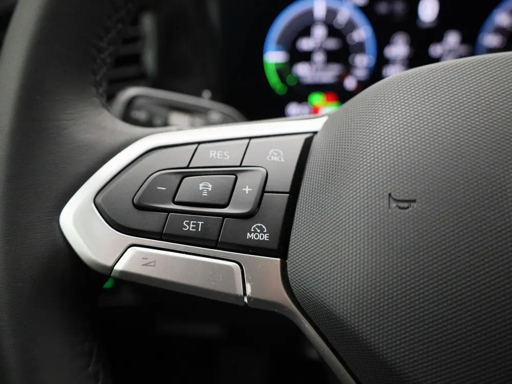 Volkswagen Tiguan 1.5 eHybrid Life Edition 204 PK | Panorama uit 2026, foto 20