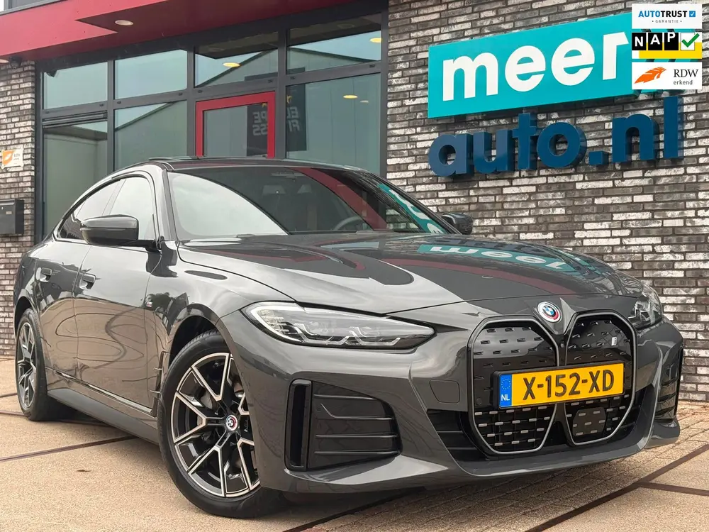 BMW i4 40 84 kWh High Executive M-SPORT l SOH 96 uit 2024