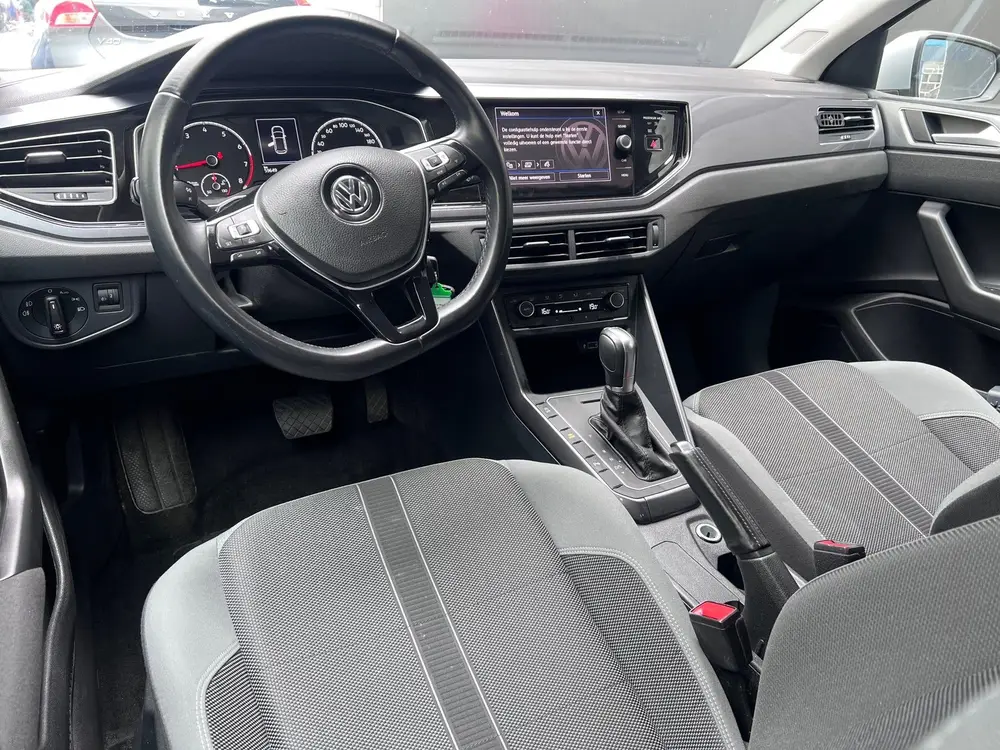 Volkswagen Polo 1.0 TSI Highline Automaat NL auto ParkeerSen uit 2019, foto 3