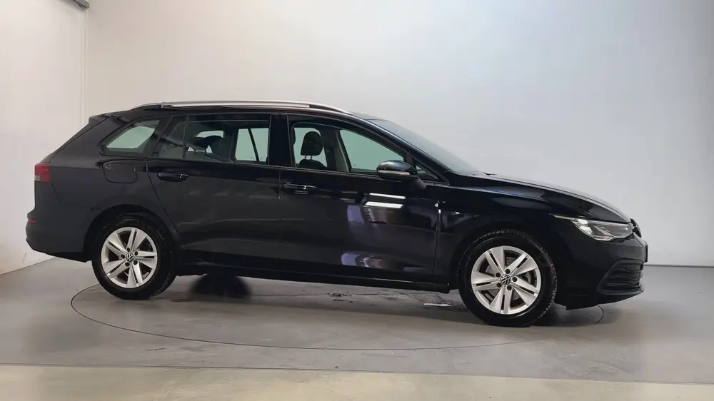 Volkswagen Golf Variant 1.0 eTSI DSG Life Virtual Cockpit Sf uit 2022, foto 12