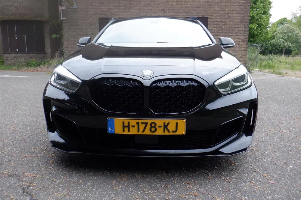BMW 1-serie M135i 320PK 5D Aut. X-DRIVE uit 2020, foto 4