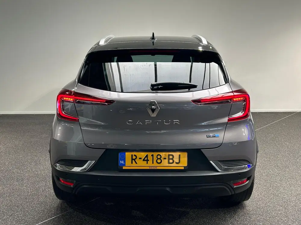 Renault Captur 1.6 E-Tech Hybrid 145 Initiale Paris uit 2022, foto 16