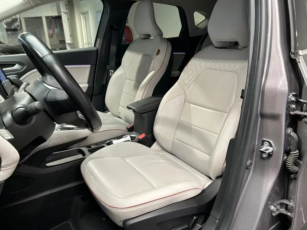 Renault Captur 1.6 E-Tech Hybrid 145 Initiale Paris uit 2022, foto 5