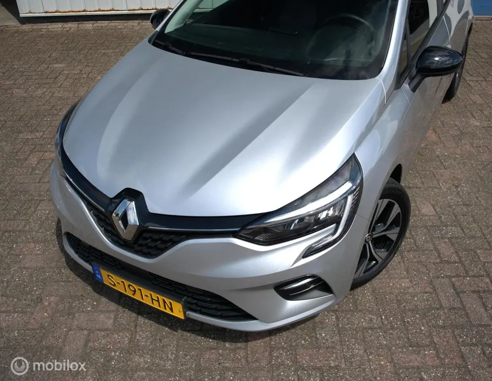Renault Clio 1.0 TCe 90 Evolution uit 2023, foto 3