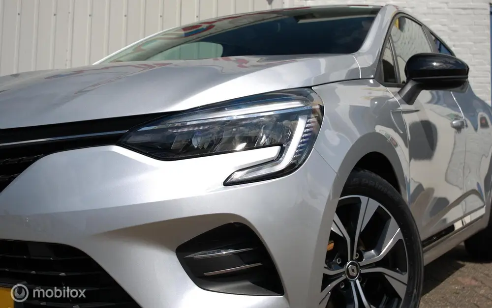 Renault Clio 1.0 TCe 90 Evolution uit 2023, foto 4