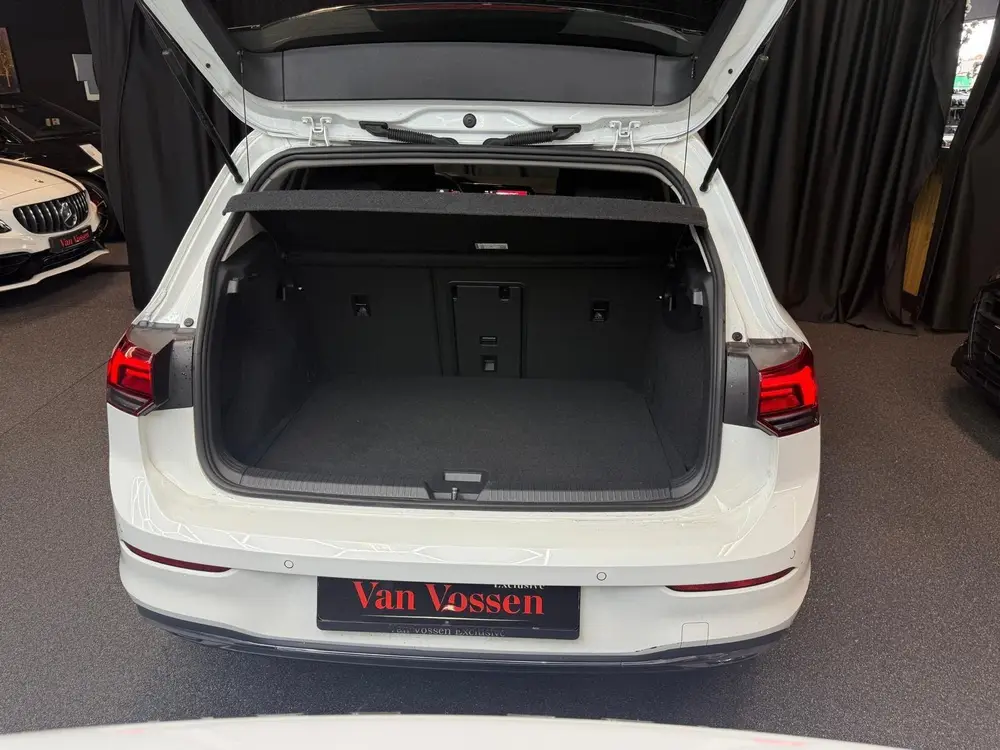 Volkswagen Golf 8 1.5 eTSI|Navi|Camera|Sfeer|ACC|DSG|Memory| uit 2020, foto 17