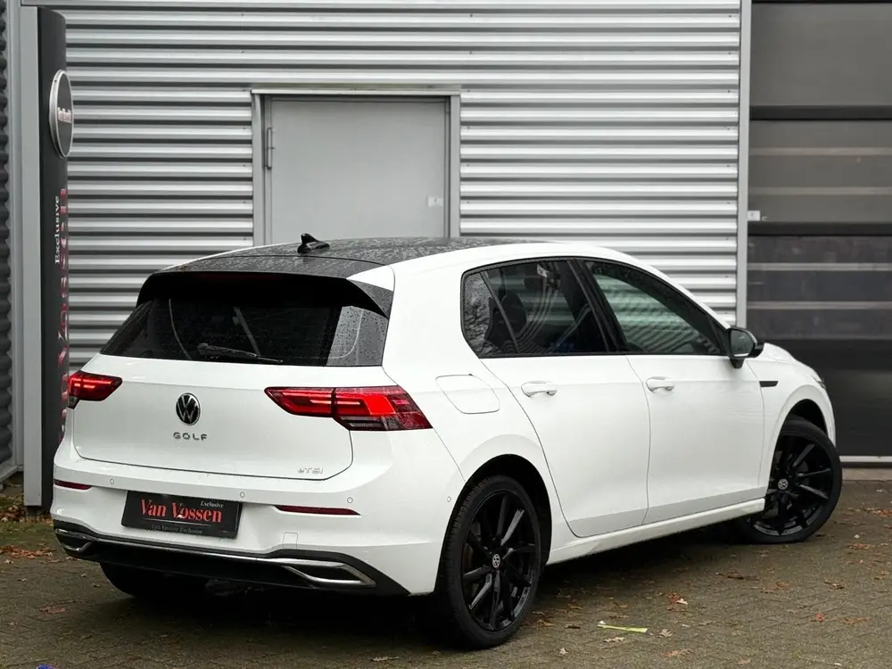 Volkswagen Golf 8 1.5 eTSI|Navi|Camera|Sfeer|ACC|DSG|Memory| uit 2020, foto 4