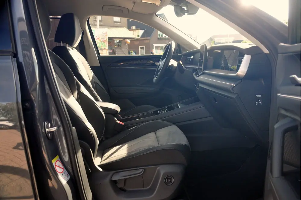 Volkswagen Tayron 1.5 eHybrid 204 PK Elegance | Matrix | Ada uit 2025, foto 12