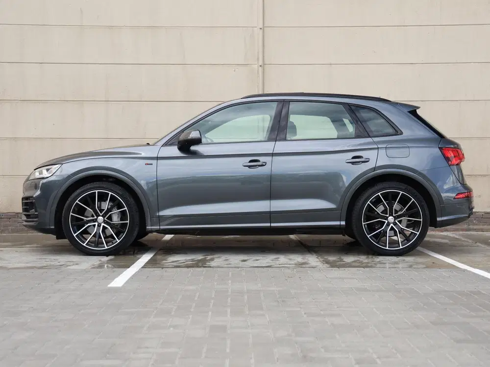 Audi Q5 55 TFSIe 367 pk S-Line Quattro uit 2020, foto 12