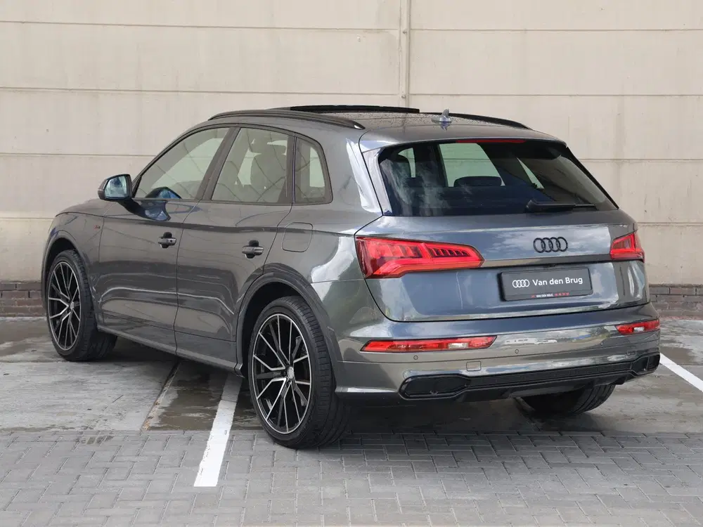 Audi Q5 55 TFSIe 367 pk S-Line Quattro uit 2020, foto 13