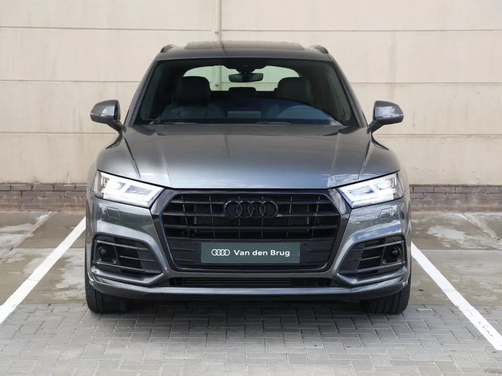 Audi Q5 55 TFSIe 367 pk S-Line Quattro uit 2020, foto 4