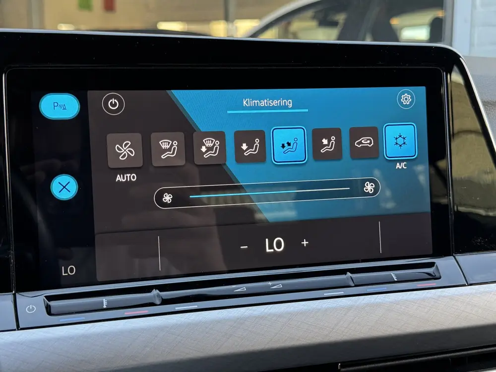 Volkswagen Golf Variant 1.0 TSI, Camera! Carplay! Adapt Crui uit 2023, foto 17