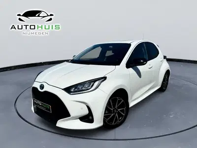 Toyota Yaris 1.5 Hybrid 115 Business Apple carplay Line uit 2023
