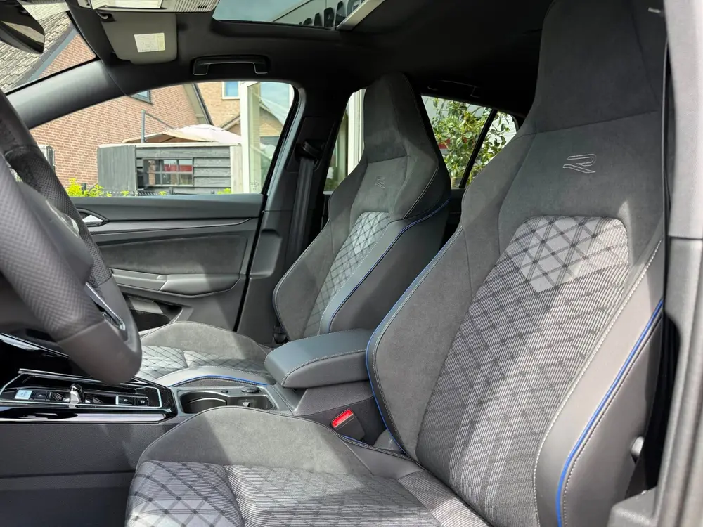 Volkswagen Golf 1.5 eTSI R-Line Edition NIEUW! uit 2026, foto 11