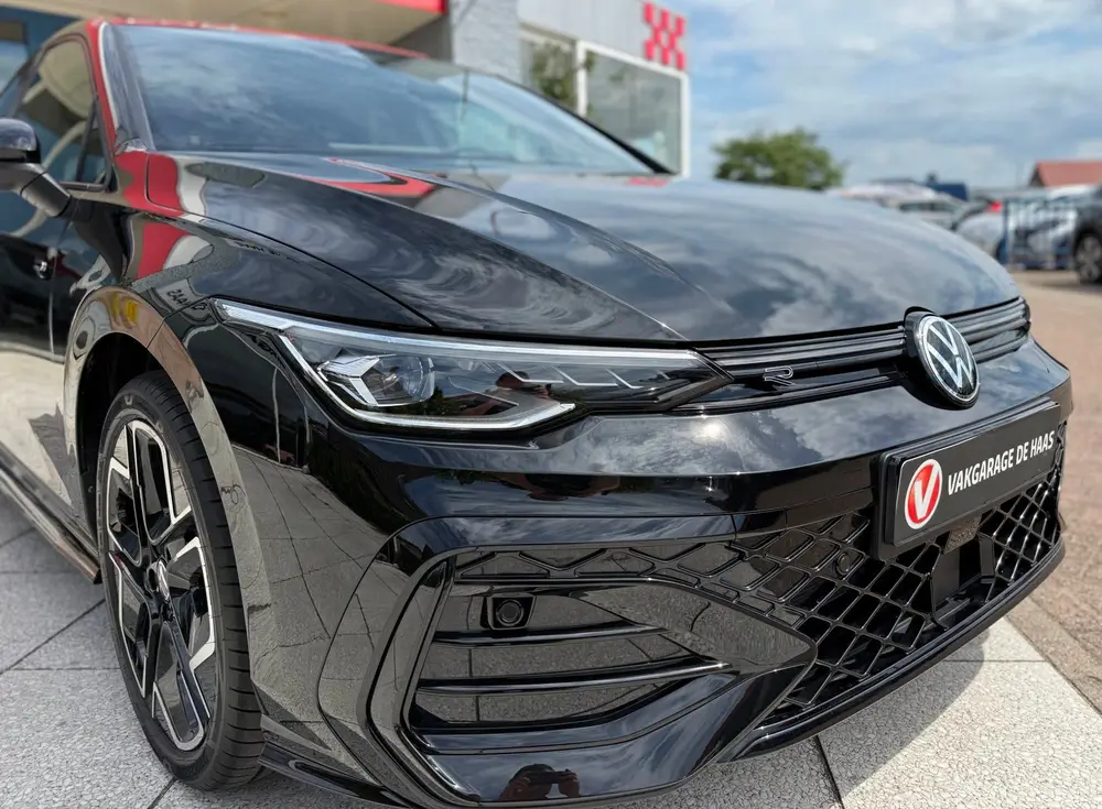 Volkswagen Golf 1.5 eTSI R-Line Edition NIEUW! uit 2026, foto 6