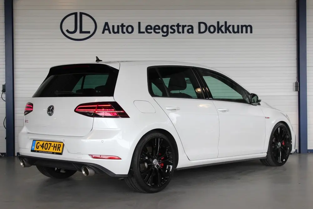 Volkswagen Golf 2.0 TSI GTI Performance NL-Auto | Milltek | uit 2019, foto 2