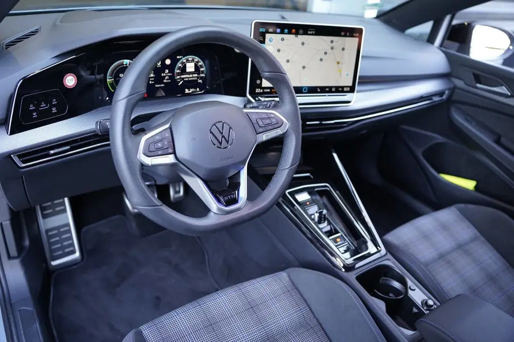 Volkswagen Golf 8.5 1.5 eHybrid GTE 272PK Facelift IQ Matrix uit 2025, foto 3