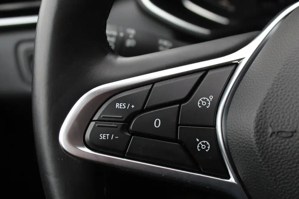 Renault Clio 1.0 TCe Initiale Paris / Carplay / Camera / Key uit 2019, foto 20