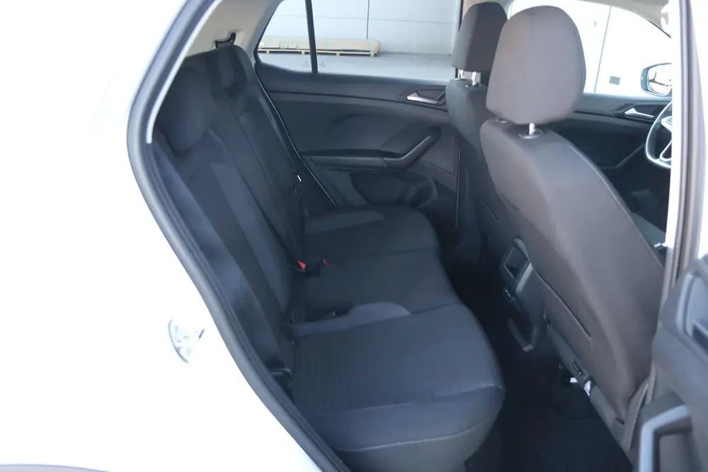Volkswagen T-Cross 1.0 TSI 95 pk Life | Trekhaak | Apple Car uit 2022, foto 18