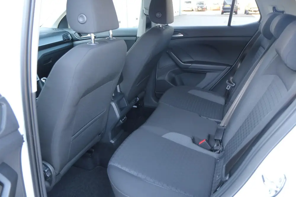 Volkswagen T-Cross 1.0 TSI 95 pk Life | Trekhaak | Apple Car uit 2022, foto 6