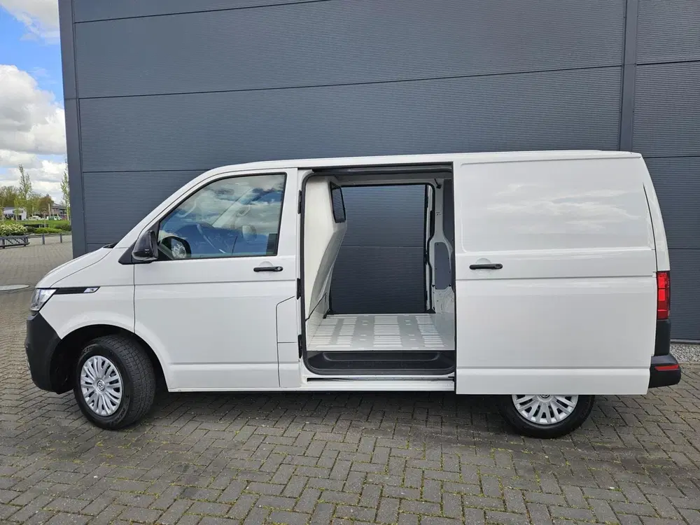Volkswagen Transporter 2.0 TDI L1H1 carplay 2x schuifd Airco uit 2020, foto 17