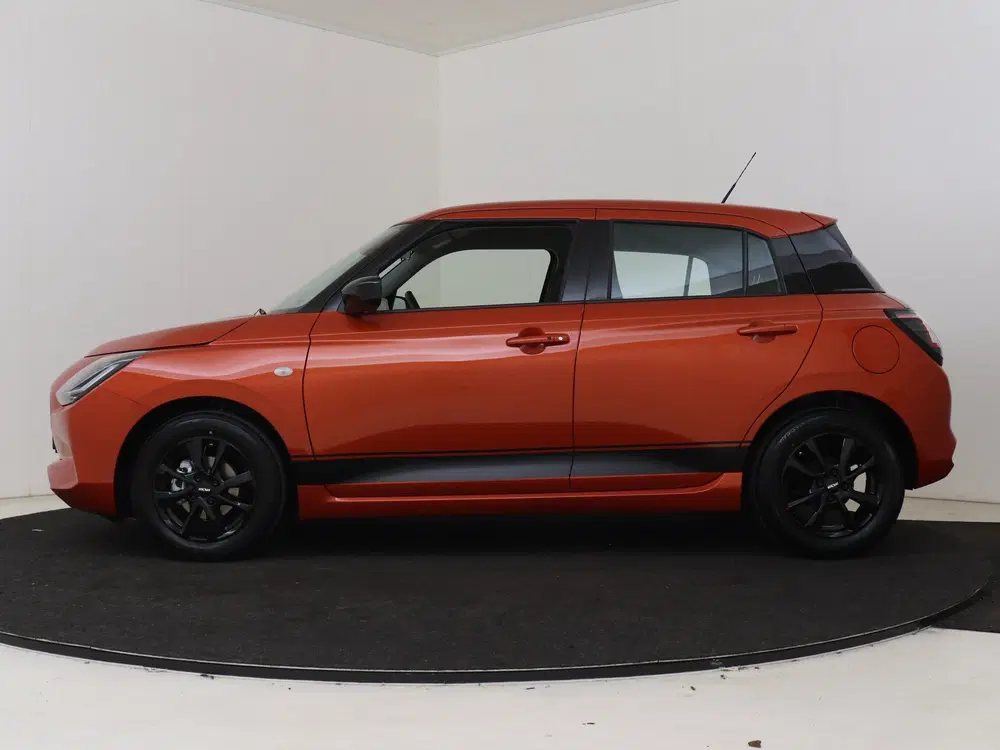 Suzuki Swift 1.2 Blackline Smart Hybrid Ltd. uit 2026, foto 3