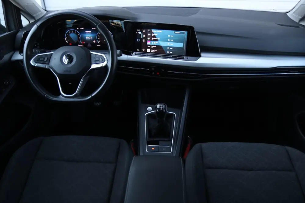 Volkswagen Golf Variant 1.0 TSI 110pk Life | Navigatie | Ach uit 2023, foto 5