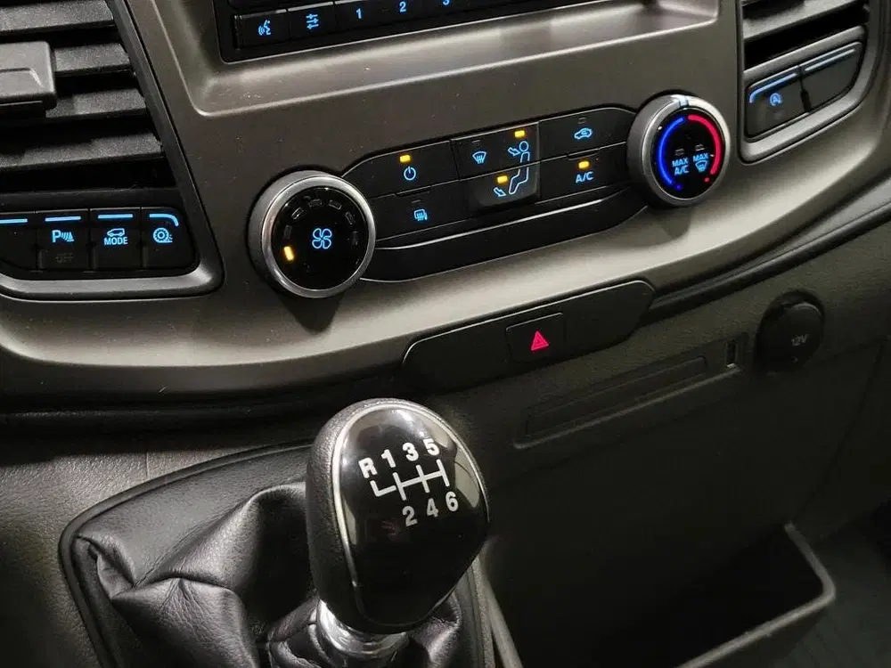Ford Transit 2.0TDCI L3 uit 2022, foto 13
