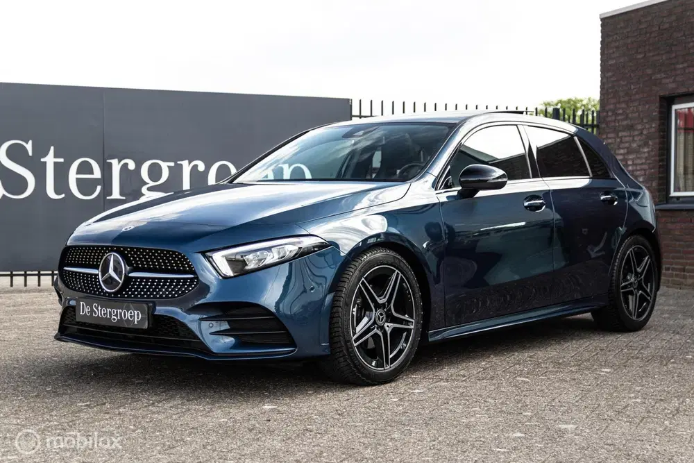 Mercedes-Benz A-Klasse 180 Business Solution AMG uit 2022