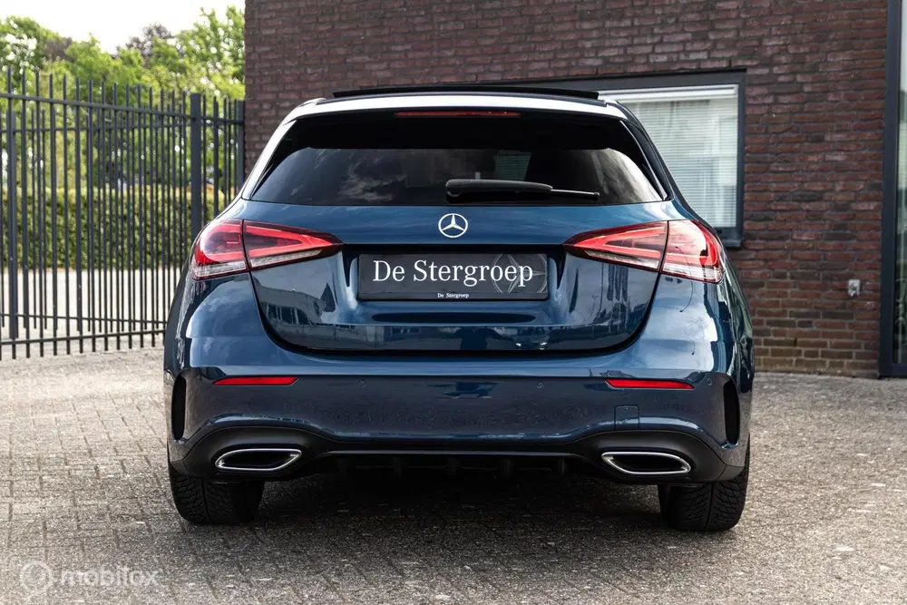 Mercedes-Benz A-Klasse 180 Business Solution AMG uit 2022, foto 13