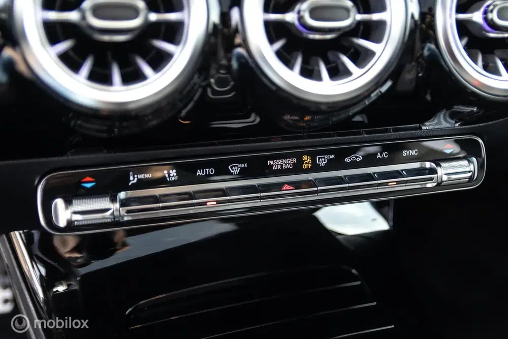 Mercedes-Benz A-Klasse 180 Business Solution AMG uit 2022, foto 20