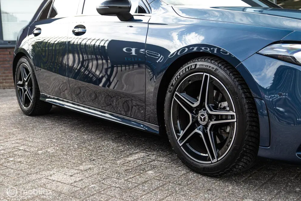 Mercedes-Benz A-Klasse 180 Business Solution AMG uit 2022, foto 7