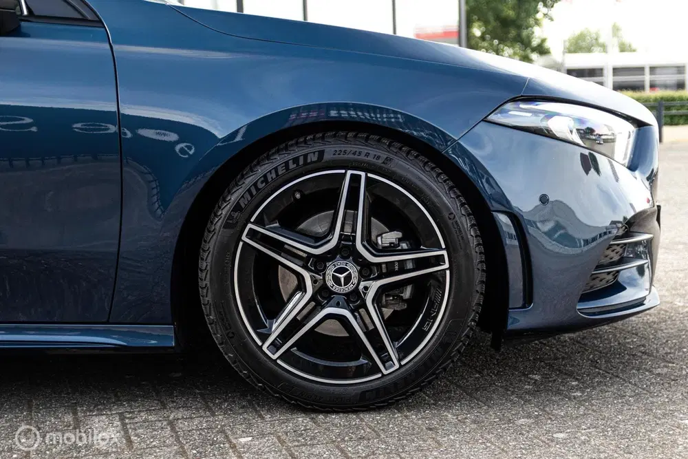 Mercedes-Benz A-Klasse 180 Business Solution AMG uit 2022, foto 8