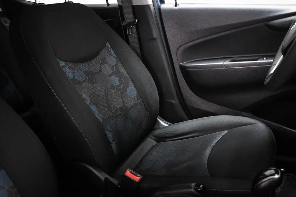 Opel Karl 1.0 Rocks Online Edition uit 2019, foto 7