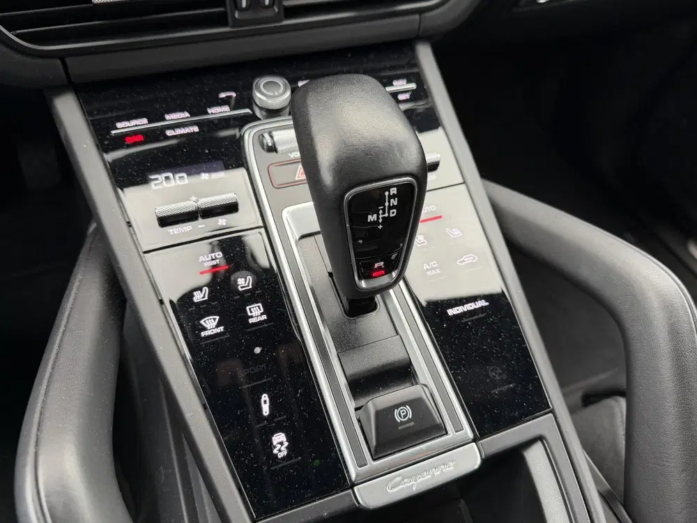 Porsche Cayenne 3.0 E-Hybrid Sport Chrono uit 2021, foto 18