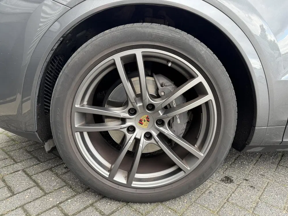 Porsche Cayenne 3.0 E-Hybrid Sport Chrono uit 2021, foto 9
