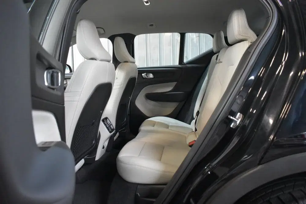 Volvo XC40 T3 163pk Inscription uit 2021, foto 14