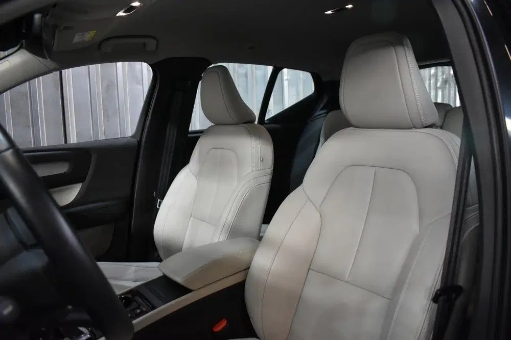 Volvo XC40 T3 163pk Inscription uit 2021, foto 4